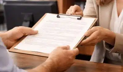 O que é um atestado de hipossuficiência?