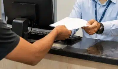 Como conseguir atestado de pobreza para tirar documentos e certidões?